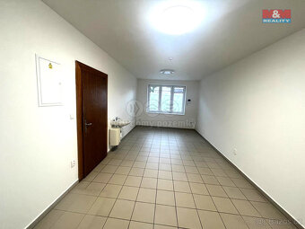 Pronájem obchod a služby, 44m², Bechyně, ul. Libušina - 4