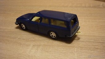 MATCHBOX VOLVO SUPER KINGS ESTATE K - 74 ENGLAND - 4