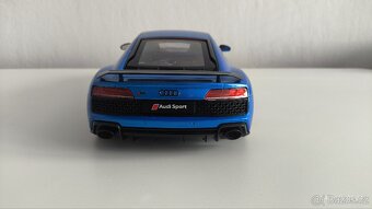 Model Audi R8 Performance 1:18 Keng Fai / NZG. - 4