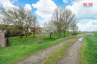Prodej pozemku k bydlení, 1045 m², Vonoklasy - 4