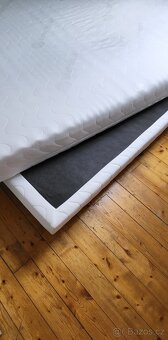 Postel 180 × 200 + matrace - 4