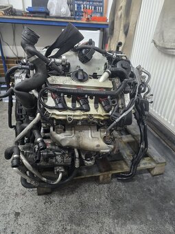 Motor Porsche Cayenne S 3,0 Tfsi hybrid 98.000km CGE - 4