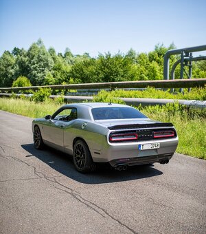 Dodge Challenger Hellcat - 4