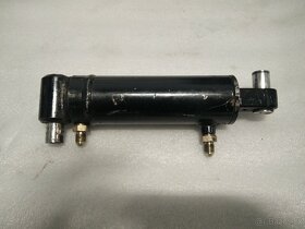 Jednočinná hydraulická pístnice - 4