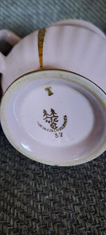 Hrnečky světlerůžový porcelán Nová cena 200,- - 4