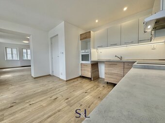Nabízíme k pronájmu prostornou novostavbu bytu 5+kk s výměro - 4