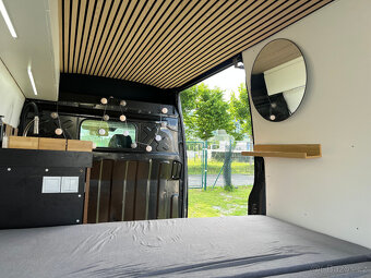 Cestovní obytná dodávka Iveco 2.3 L2H2, rok 2017 - 4