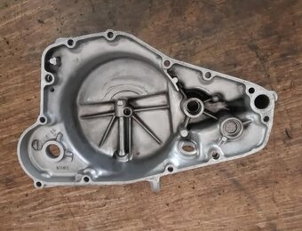 Víko spojky Suzuki RM 250 - 4