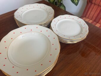 Sada talířů - 4