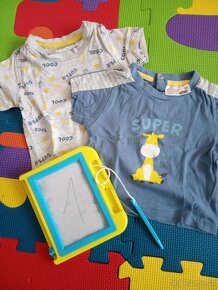 Letní overaly a sety, kraťásky, trička a body kr. r. kluk - 4