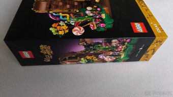 LEGO Ideas 21360 Karlík a továrna na čokoládu - 4