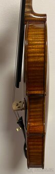 Housle 4/4 - 4