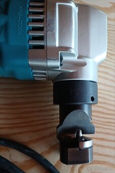 Makita prostřihovač JN3201 - 4