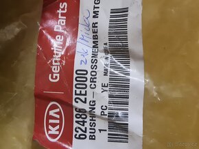 Pouzdro týče zavěšení motoru - 4