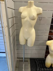 FIGURÍNY NA OBLEČENÍ - různé typy - 4