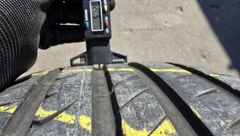 Letní pneu 235/45/18 Hankook - 4