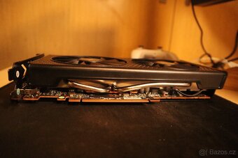 Rx 6650 xt (xfx) - 4
