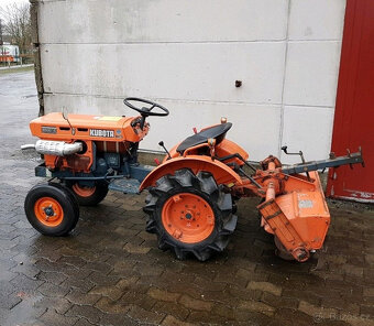 Kompaktní traktor Kubota - s kultivátorem - 2válcový diesel - 4