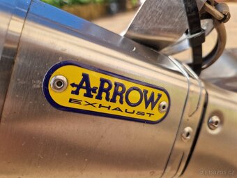 Výfuk arrow Street triple 765 - 4