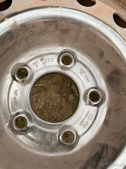 Zimní kola 195/65 r15 - 4