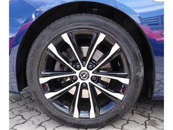 Opel Insignia kombi 2.0 CDTI ST Ultimate 4x4 rok 04/2021 - 4