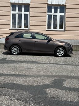 Kia ceed 1,4 CVVT - top stav - 4