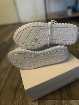 Calvin Klein slip on - 4