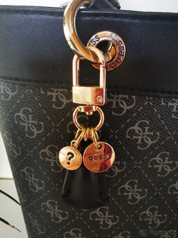 Kabelka Guess - 4
