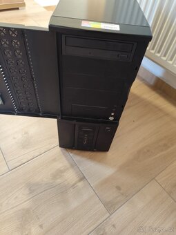 PC AMD Athlon 200GE - 4