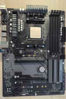 Set základní deska Asrock B450 Pro4 a Ryzen 7 1700 - 4