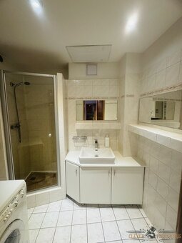 Pronájem zařízeného bytu 2+1 v Hradci Králové – Puškinova, 6 - 4