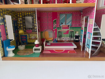Barbie Dům snů velký dřevěný + nábytek - 4