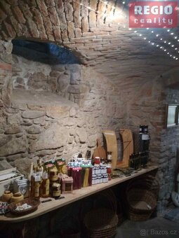 Pronájem nebytového prostoru v centru Místku, Antonínovo nám - 4