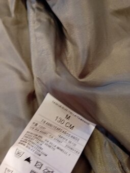 Chlapecká péřová vesta zn. Benetton vel. 130 - 4