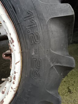 11,2-24  KOLA ZETOR PNEU 6945,7045,6245,7245,7745.. - 4