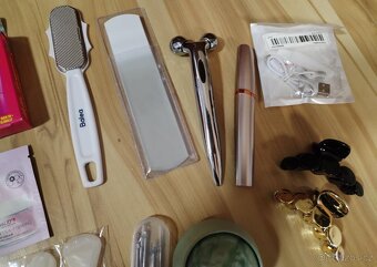 Sada kosmetiky- Max Factor, Maybelline, Nyx, Dr. PawPaw - 4