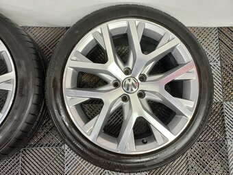 5x112 r18  Volkswagen - 4