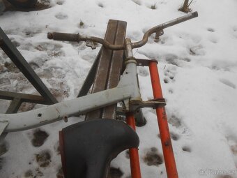 Prodám díly Jawa 550 - 4