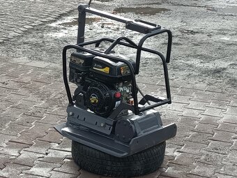 Prodám vibrační desku NTC VD 450/22 - 4