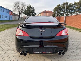 Genesis Coupé 3.8i RS Individual - 4