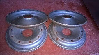 Disky 9", 4 půldisky, nepoužité - 4