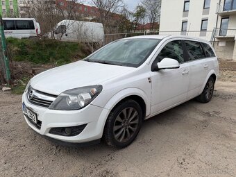 Opel Astra 1.7 CDTi kombi - 4