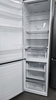 Lednice s mrazákem Indesit - No Frost, LG - No Frost - 4