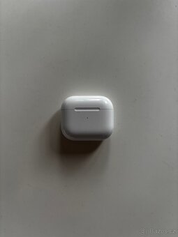 Apple AirPods 3 - 4