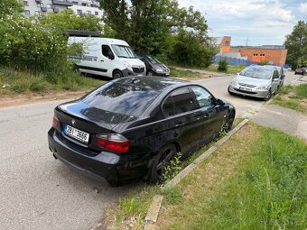 Bmw e90 325i - 4