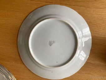 Porcelánový servis - jídelní souprava - 4