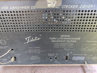 Staré rádio Fidelio - 4
