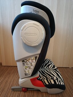 RÖMER Kidfix XP SICT zebra 15 až 36 kg - top stav - 4