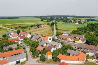 Prodej rodinného domu/rekreační chalupy, 1479 m2 - Vesce - 4