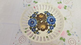 RETRO STARÉ SERVÍROVACÍ TALÍŘE značené porcelánkou - 4